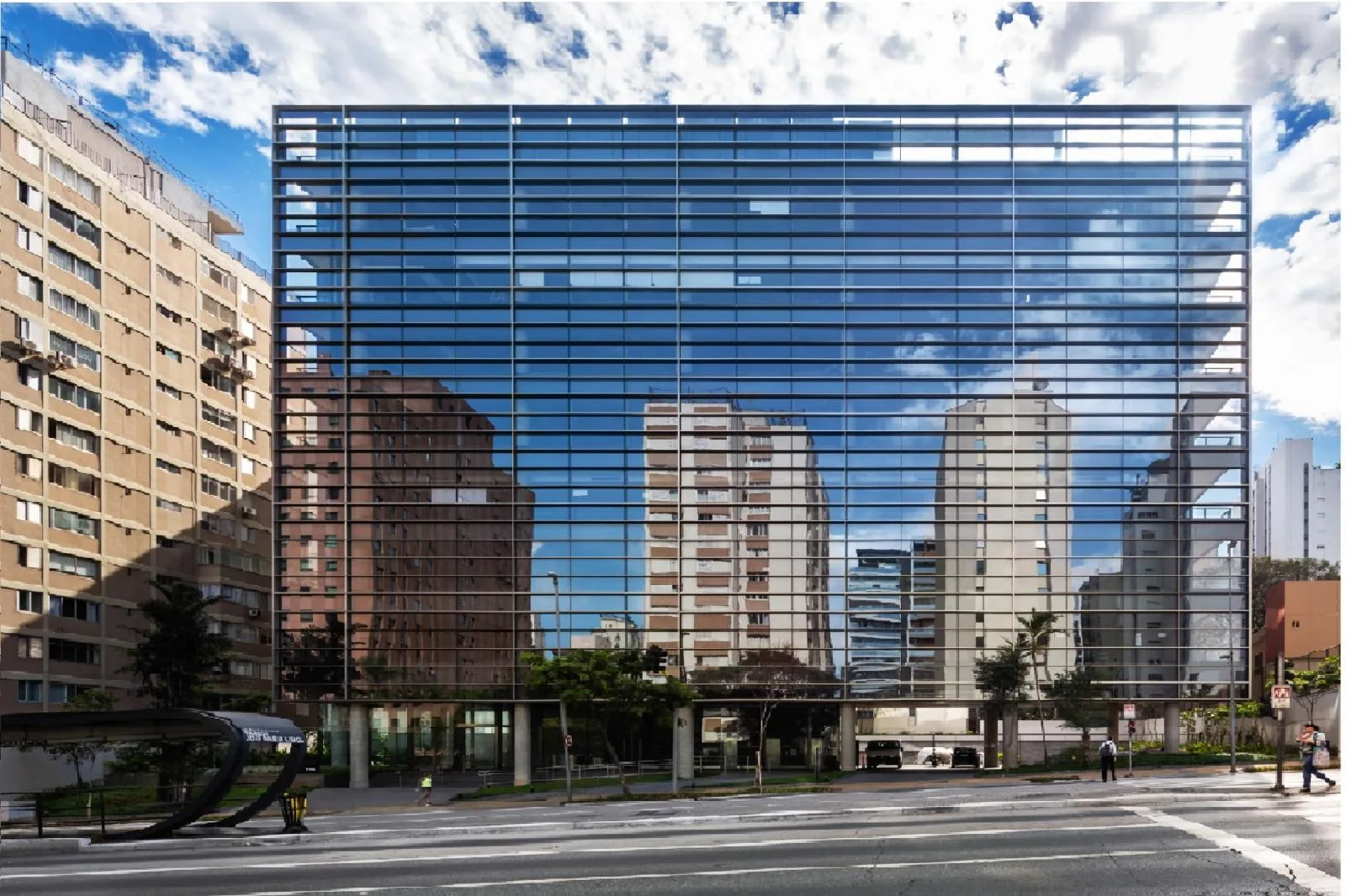 Icon Jardins — Edifício corporativo em Jardim Botanico, São Paulo