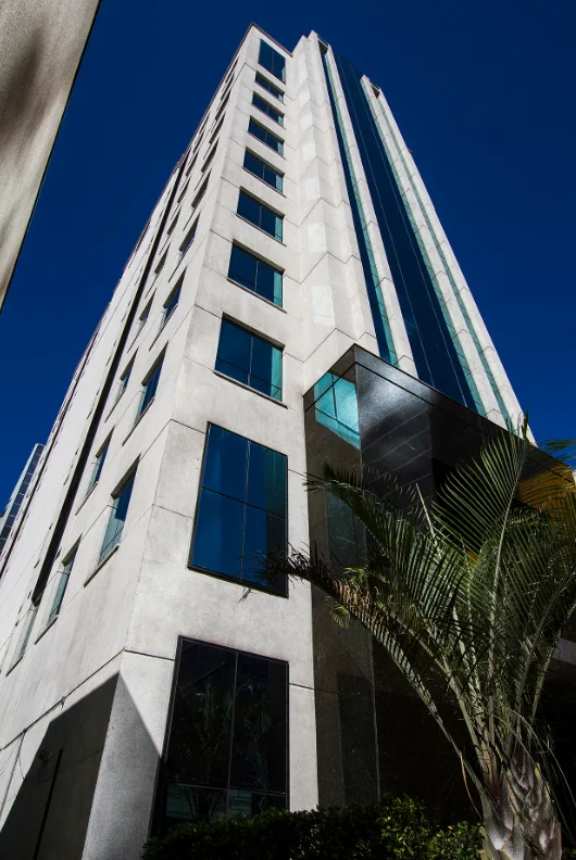 Joaquim Floriano 913 — Edifício corporativo em Itaim, São Paulo